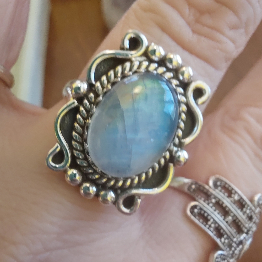 Sterling Silver Moonstone Vintage Style Statement Ring - Picture 11 of 15